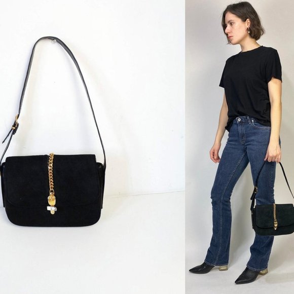 Vintage 60s Black SUEDE Leather CHAIN Detail Shoulder Bag! - Picture 1 of 9